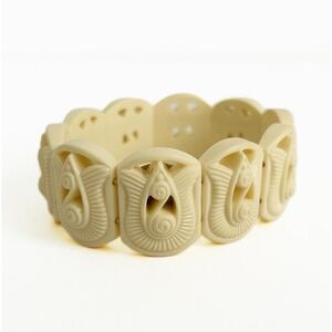 Vintage 1982 AVON Gracious Tulips Ivory Color Plastic Stretch Bracelet Japan 80s